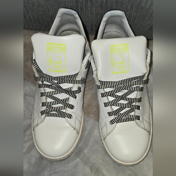 Used Adidas - Picture 4 of 8